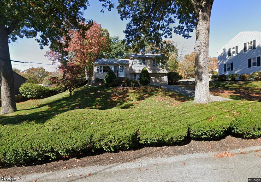 5 Pine Ridge Rd, Stoneham, MA 02180 - photo 1