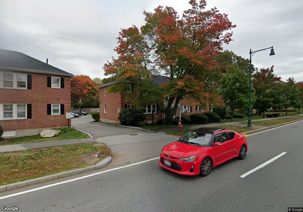 9 Hammond Pond Pkwy unit 4, Chestnut Hill, MA 02467 - photo 1