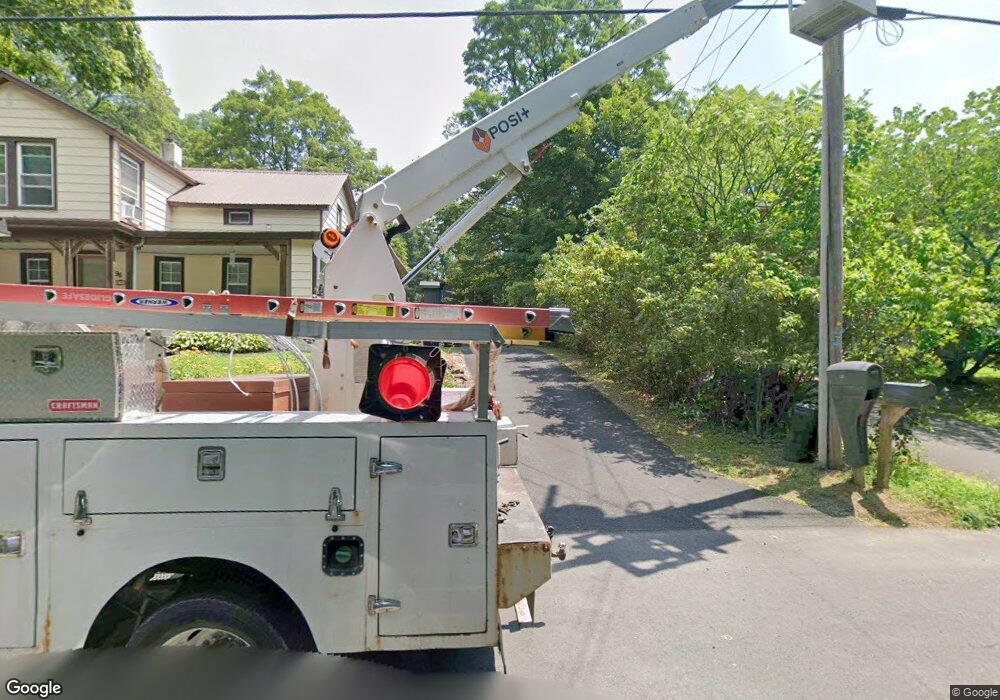 94 Old Post Rd N, Red Hook, NY 12571 - photo 1