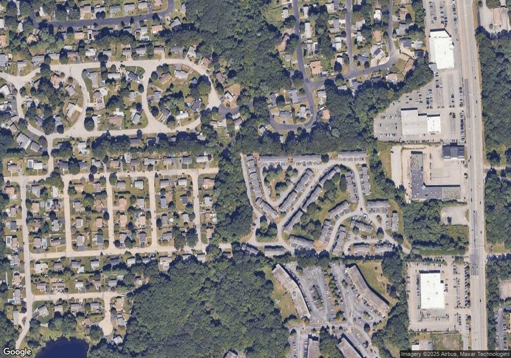 117 Greenwich Way unit 117, West Warwick, RI 02893 - photo 1