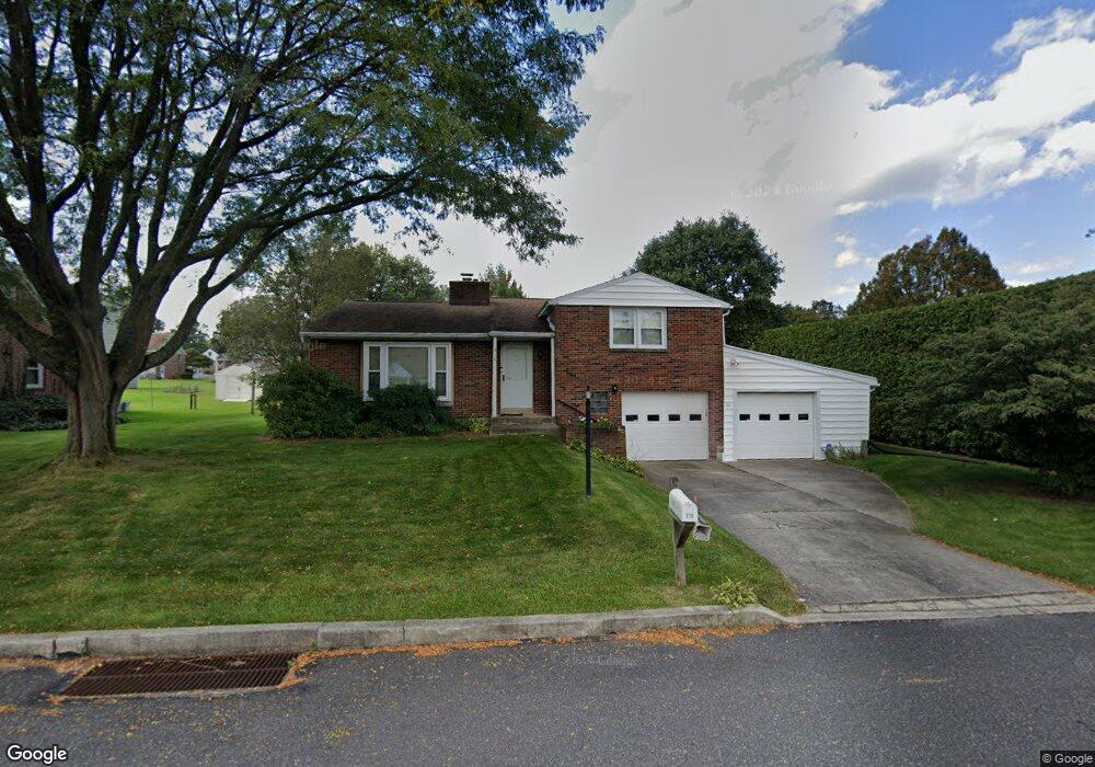 210 W 48th St, Reading, PA 19606 - photo 1