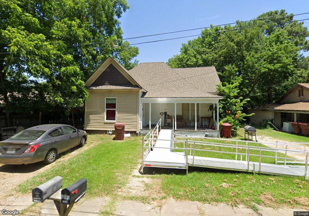 514 W 6th St, Bonham, TX 75418 - photo 1