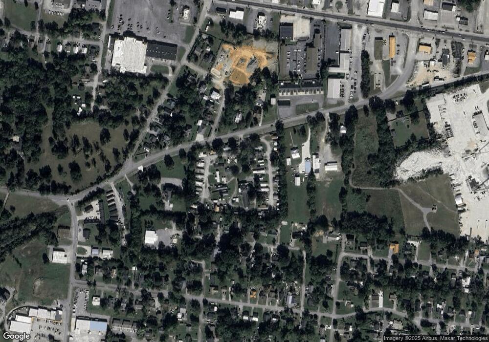 602 E Lane St, Shelbyville, TN 37160 - photo 1