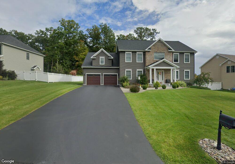 36 Tamarack Ln unit LA, Schenectady, NY 12309 - photo 1