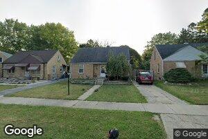 1043 Glenwood Ave, Waukegan, IL 60085