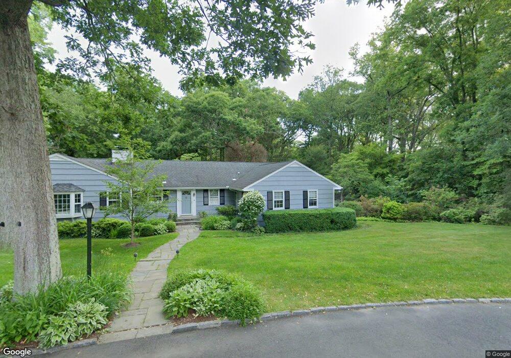 82 Chichester Rd, New Canaan, CT 06840 - photo 1