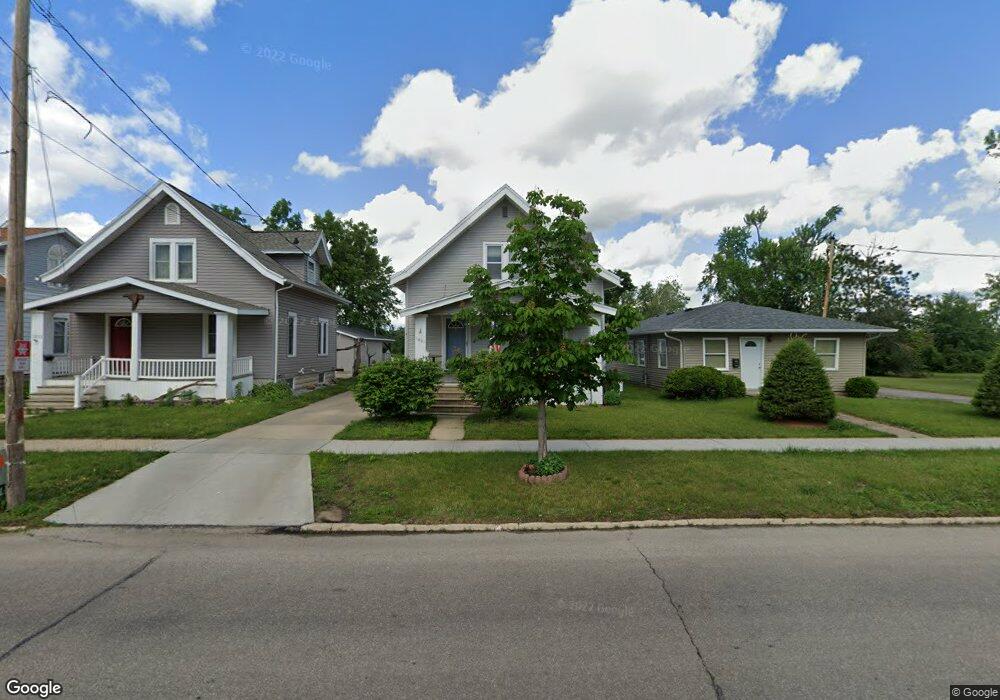 1851 Ellis Blvd NW, Cedar Rapids, IA 52405 - photo 1