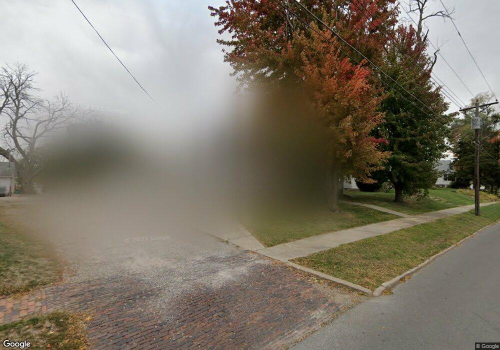 702 W 3rd St S, Newton, IA 50208 - photo 1