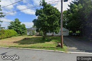 5 Foss Ave, Hampton, NJ 08827