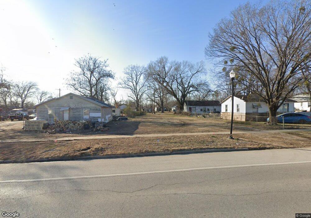 421 S Broadway Ave, Haskell, OK 74436 - photo 1