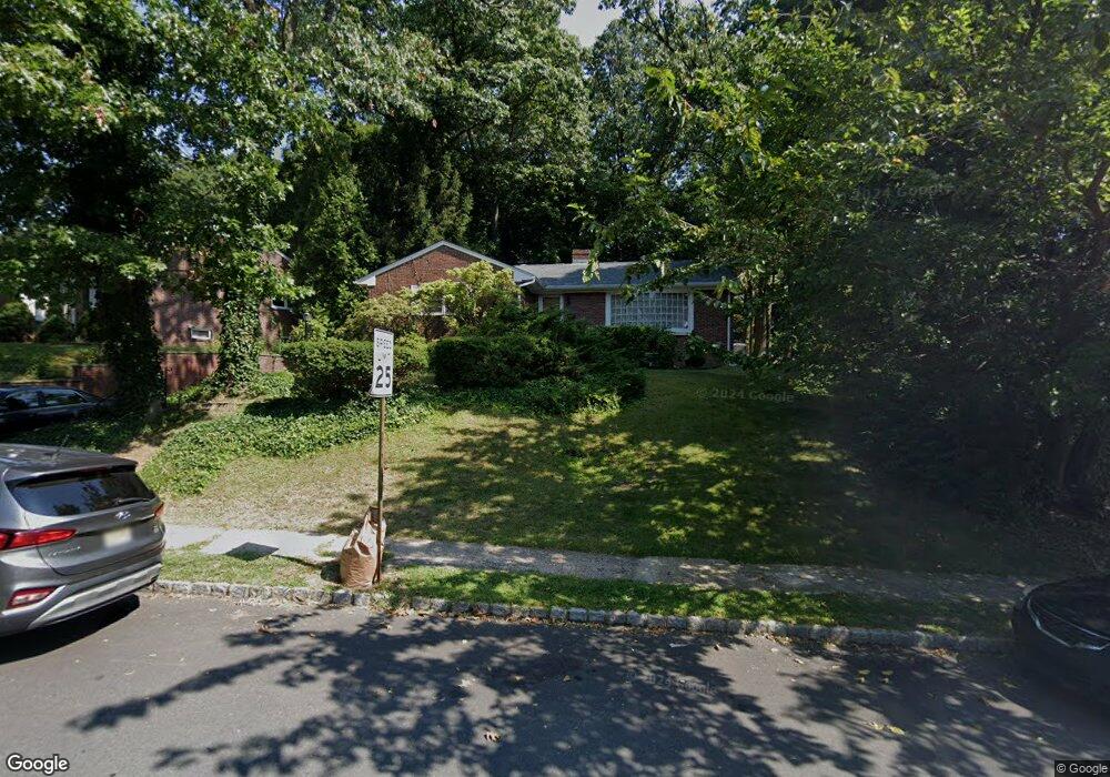 11 Cambridge Rd, Bloomfield, NJ 07003 - photo 1