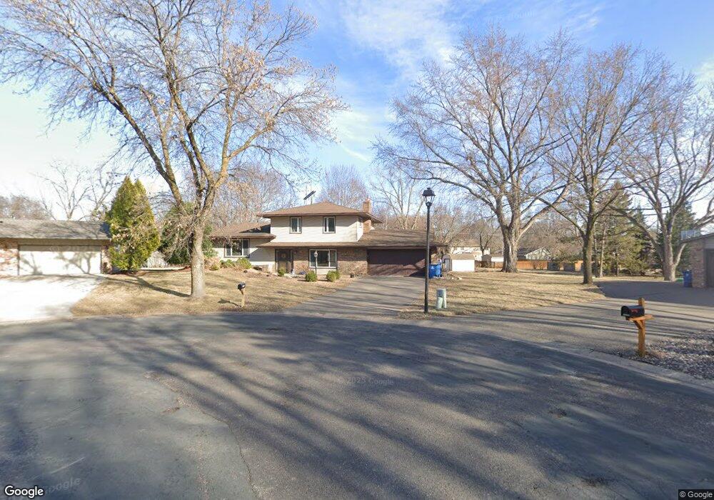 10208 Revere Ln N, Maple Grove, MN 55369 - photo 1