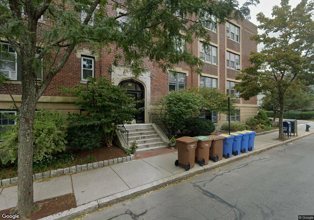 80 Francis St unit 4, Brookline, MA 02446 - photo 1