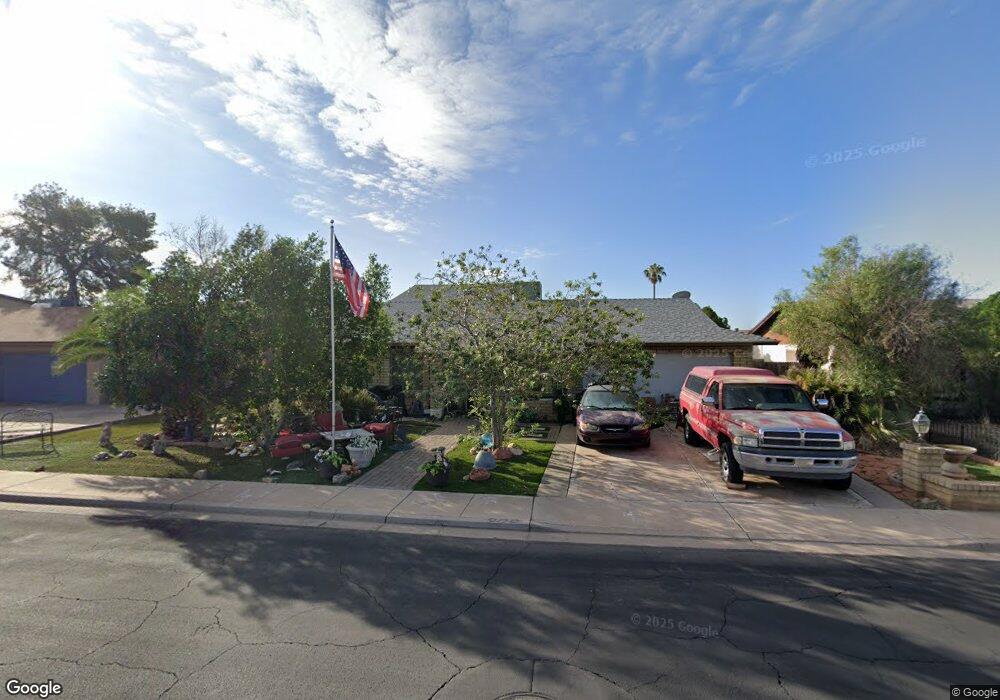 909 W Los Lagos Vista Ave, Mesa, AZ 85210 - photo 1