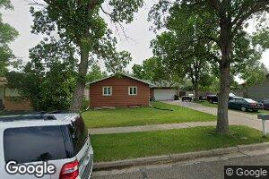413 4th St NE, Hazen, ND 58545