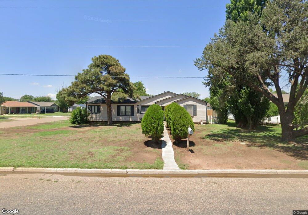2010 W 13th St, Plainview, TX 79072 - photo 1