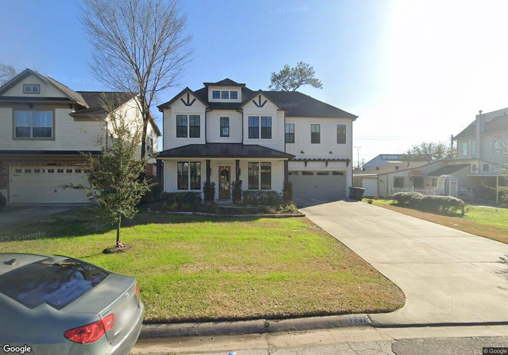 1237 Du Barry Ln, Houston, TX 77018 - photo 1
