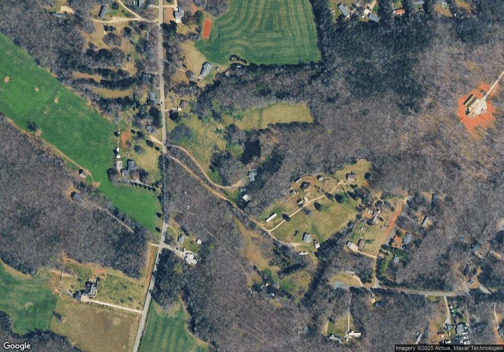 2230 Meadow Rd, Clover, SC 29710 - photo 1