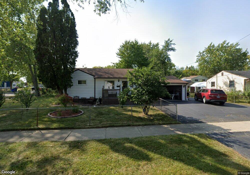 2700 N Elmwood Ave, Waukegan, IL 60087 - photo 1