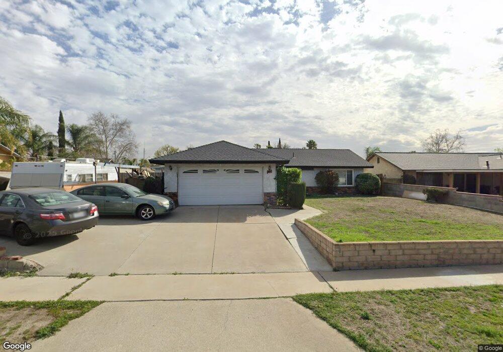 9811 Whitewood Ct, Fontana, CA 92335 - photo 1