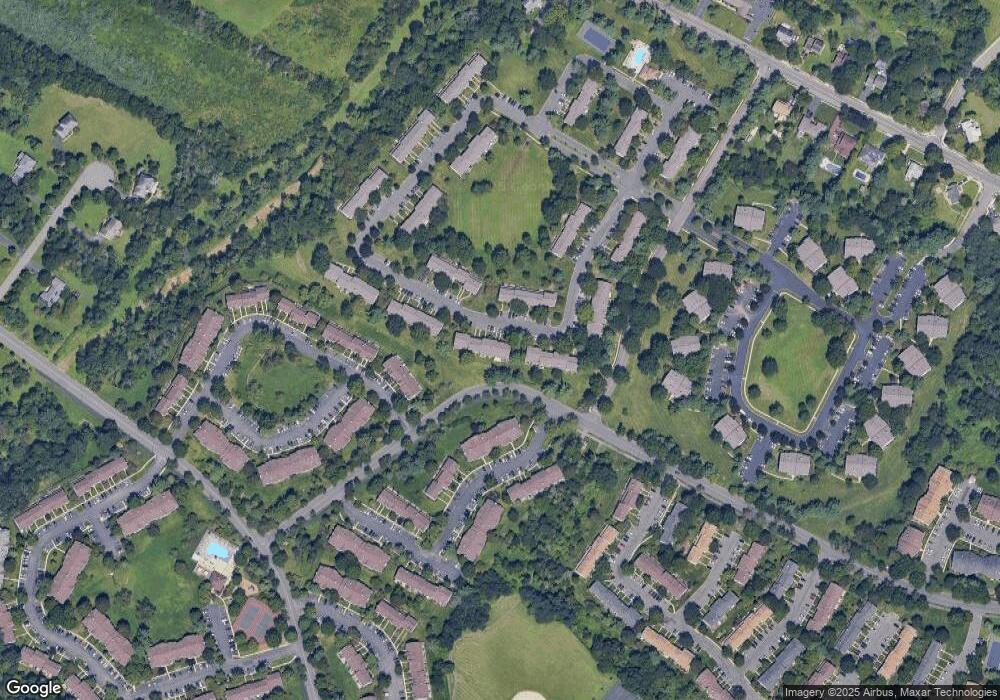 41 Pear Tree Ln, Franklin Park, NJ 08823 - photo 1