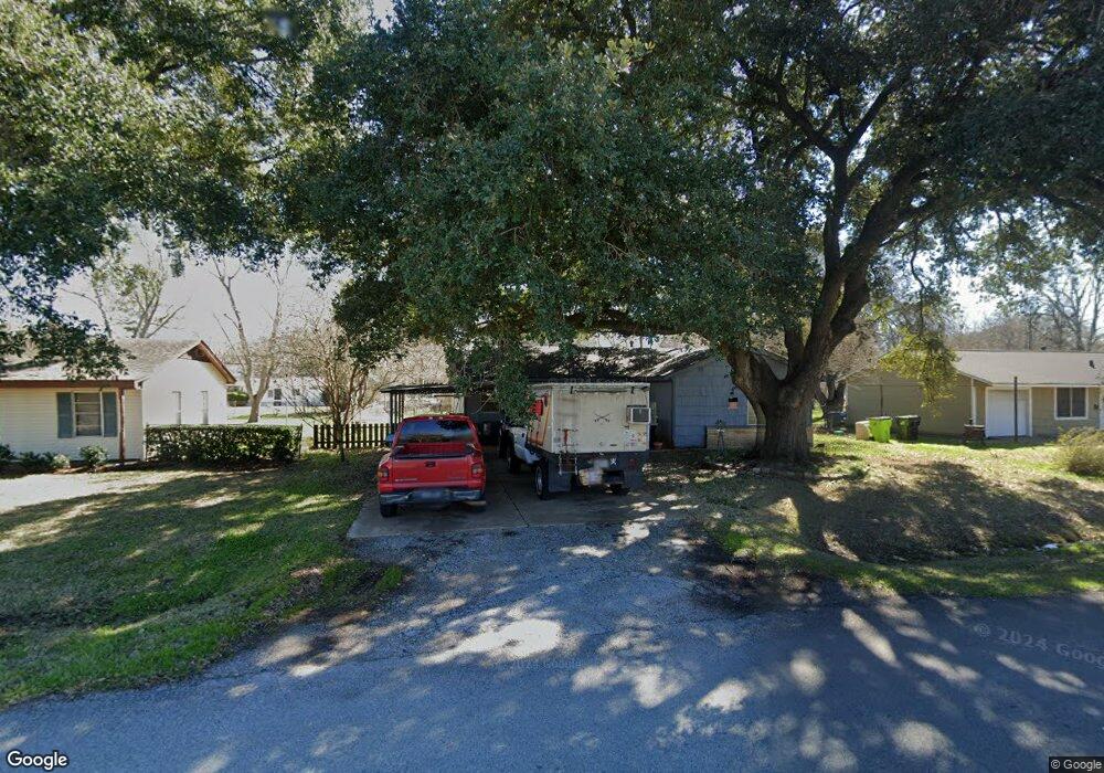 1615 Jones St, Rosenberg, TX 77471 - photo 1