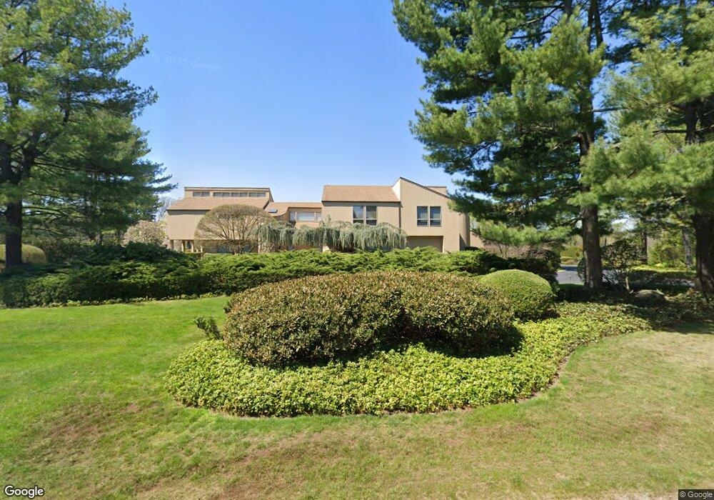 17 Elm Ct, Port Washington, NY 11050 - photo 1