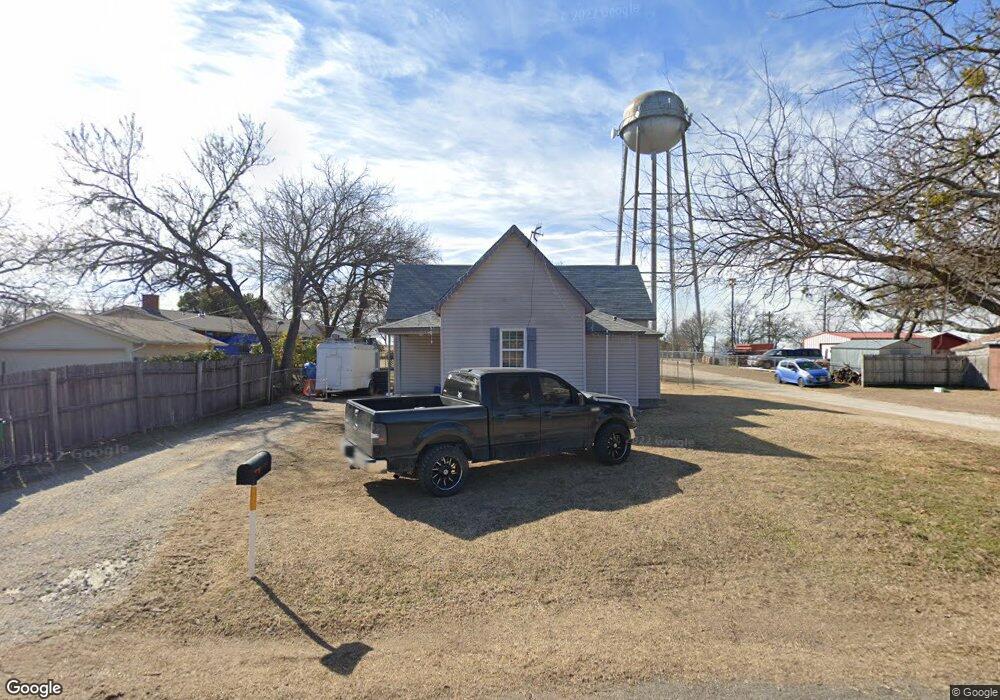 304 E Walker St, Decatur, TX 76234 - photo 1