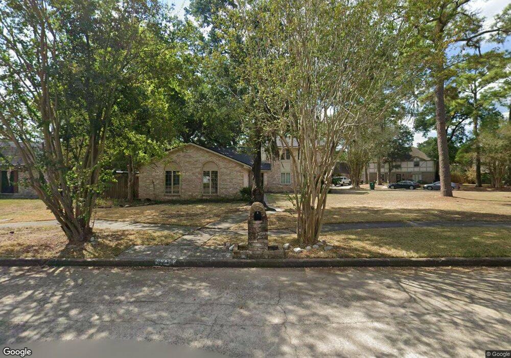 6219 Lonesome Bayou Ln, Houston, TX 77088 - photo 1