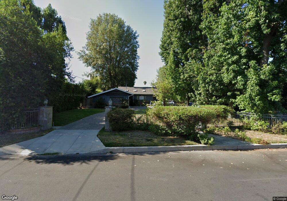 20612 De Forest St, Woodland Hills, CA 91364 - photo 1