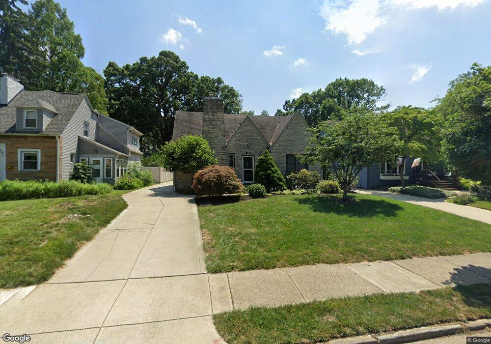 515 E Torrence Rd, Columbus, OH 43214 - photo 1