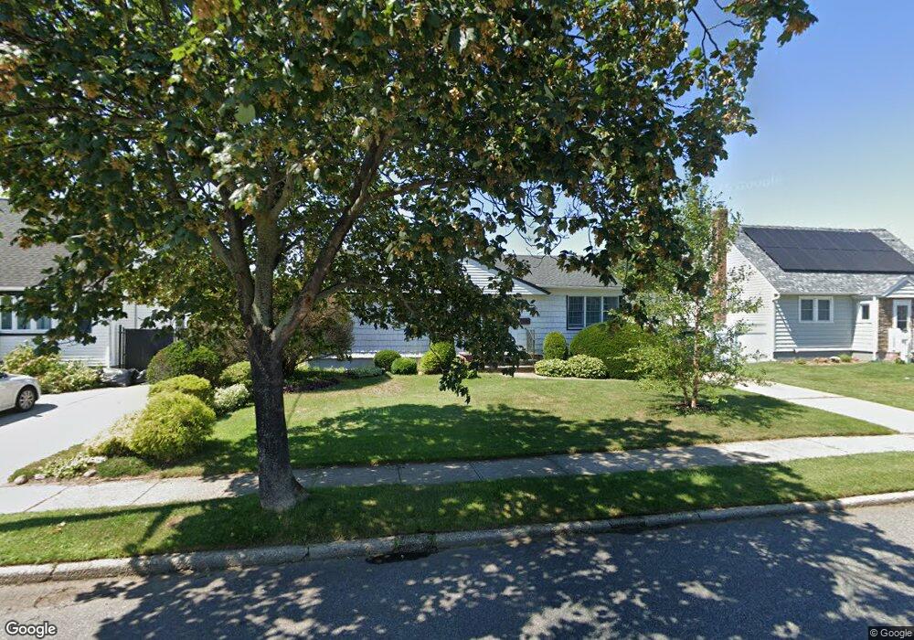 4036 Maywood Dr, Seaford, NY 11783 - photo 1