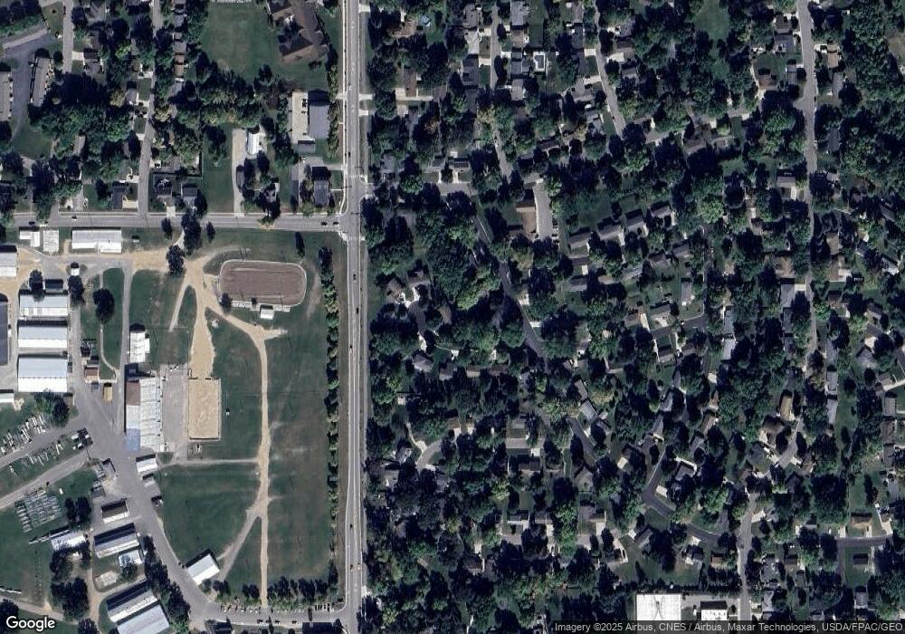 909 Spicer Rd, Albert Lea, MN 56007 - photo 1