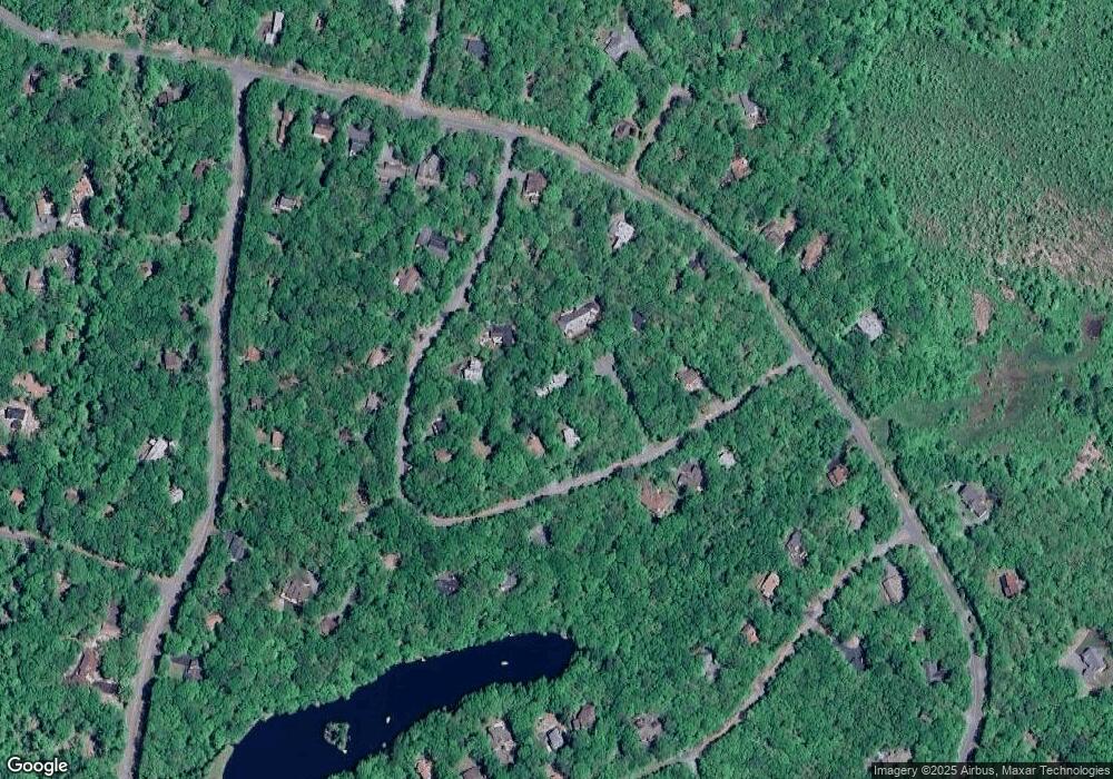 804 Saddle Brook Ct, Hawley, PA 18428 - photo 1