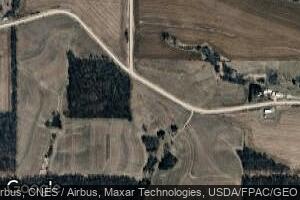 22908 250th St, Elkader, IA 52043