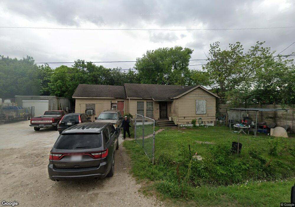10010 Burden St, Houston, TX 77093 - photo 1