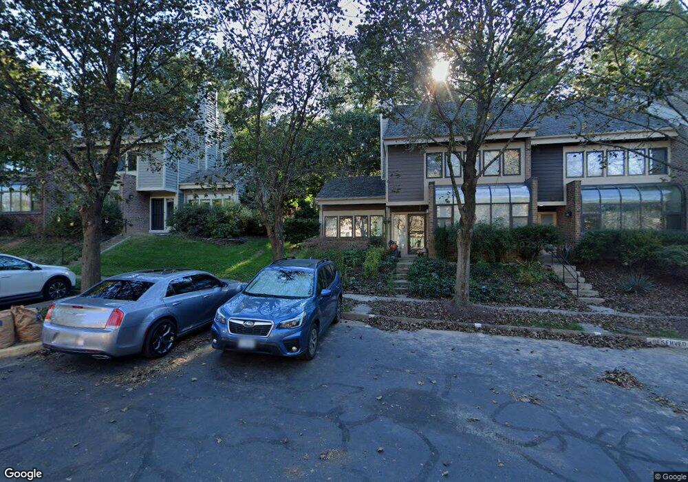 11015 Thrush Ridge Rd, Reston, VA 20191 - photo 1