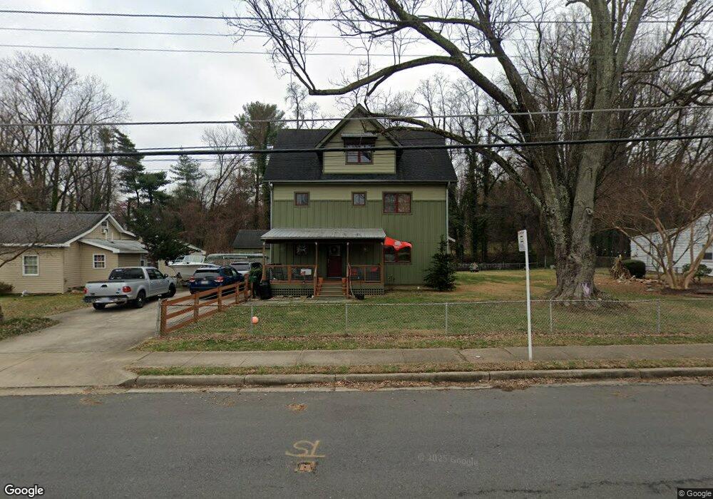 2139 Pimmit Dr, Falls Church, VA 22043 - photo 1