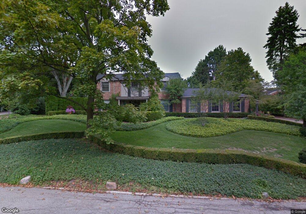 1293 Twin Maples Ln, Bloomfield Hills, MI 48301 - photo 1