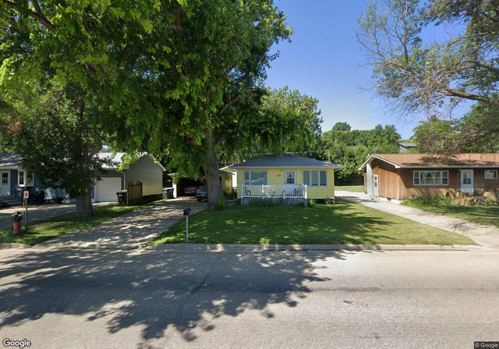 1521 4th Ave NW, Jamestown, ND 58401 - photo 1