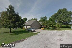 320 Buckles Dr, Mount Pulaski, IL 62548