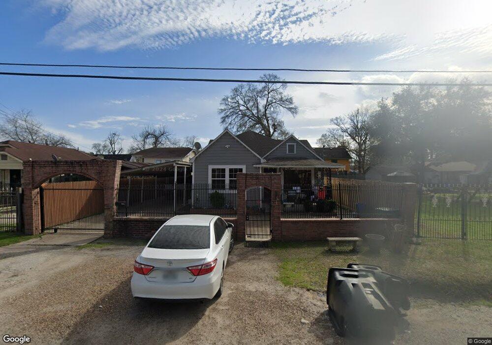 910 Melbourne St, Houston, TX 77022 - photo 1