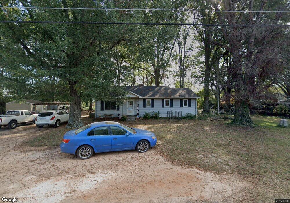 117 Saint Paul Ln, Statesville, NC 28677 - photo 1