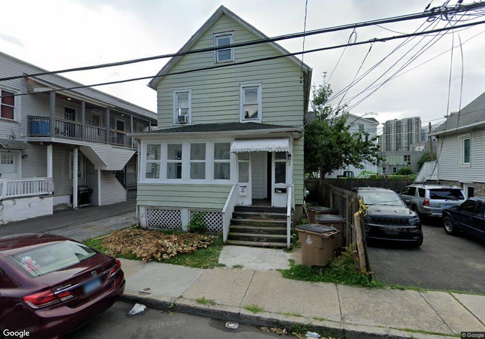 17 E Walnut St, Stamford, CT 06902 - photo 1