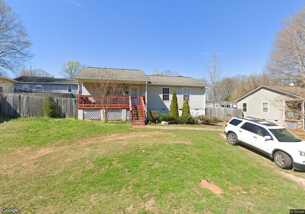 403 E 6th St, Siler City, NC 27344 - photo 1