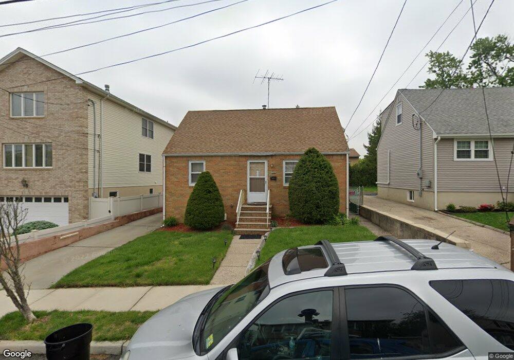 351 Roosevelt Ave, Lyndhurst, NJ 07071 - photo 1