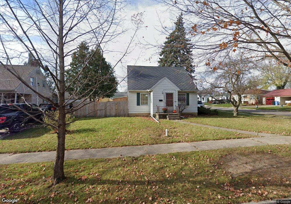 2600 Devonshire Ave, Lansing, MI 48910 - photo 1