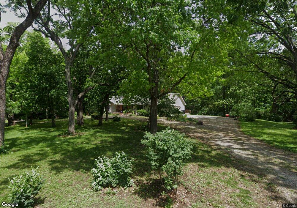 3234 SW Timberlake Ln, Topeka, KS 66614 - photo 1