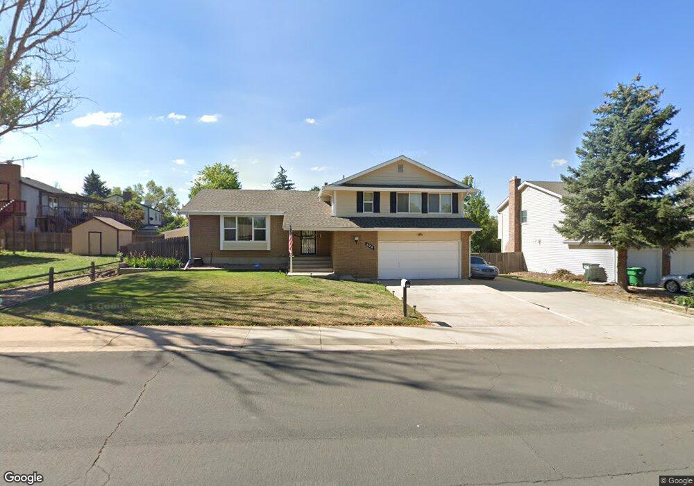 624 S Laredo Cir, Aurora, CO 80017 - photo 1