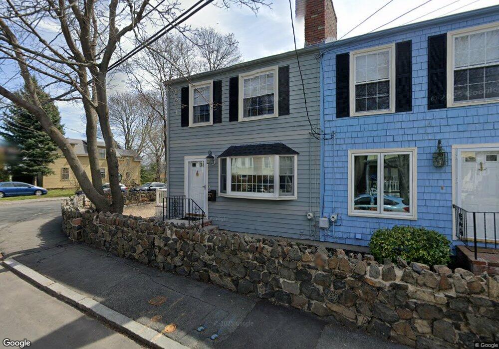 37A Pond St unit 3, Marblehead, MA 01945 - photo 1